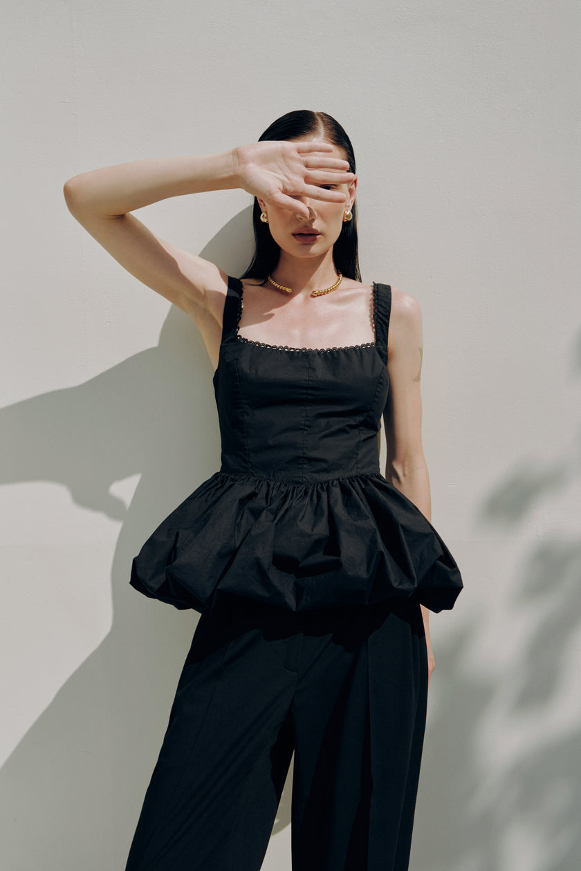 Топ балон чорний з мереживом