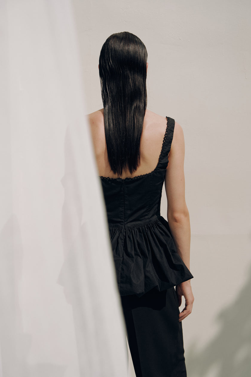 Топ балон чорний з мереживом