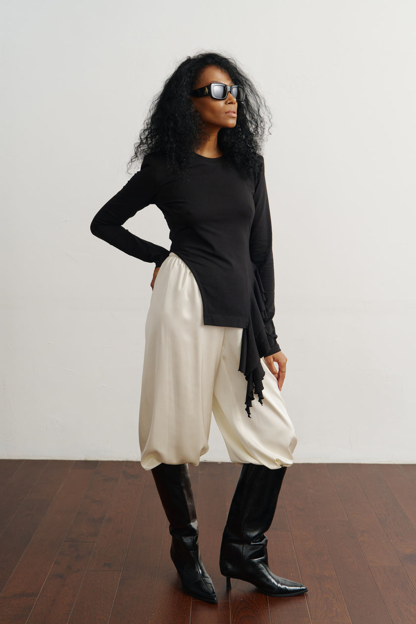 Лонгслів з драпіруванням чорний