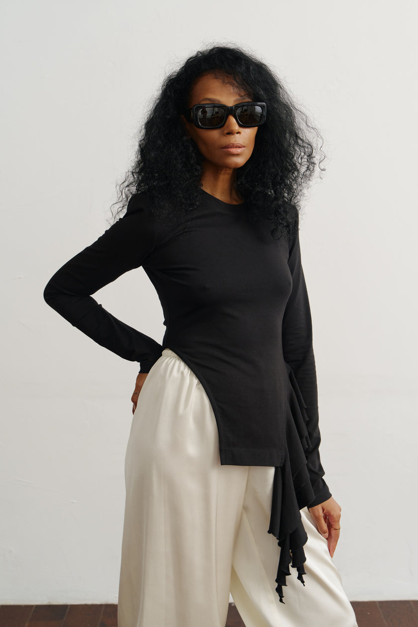 Лонгслів з драпіруванням чорний