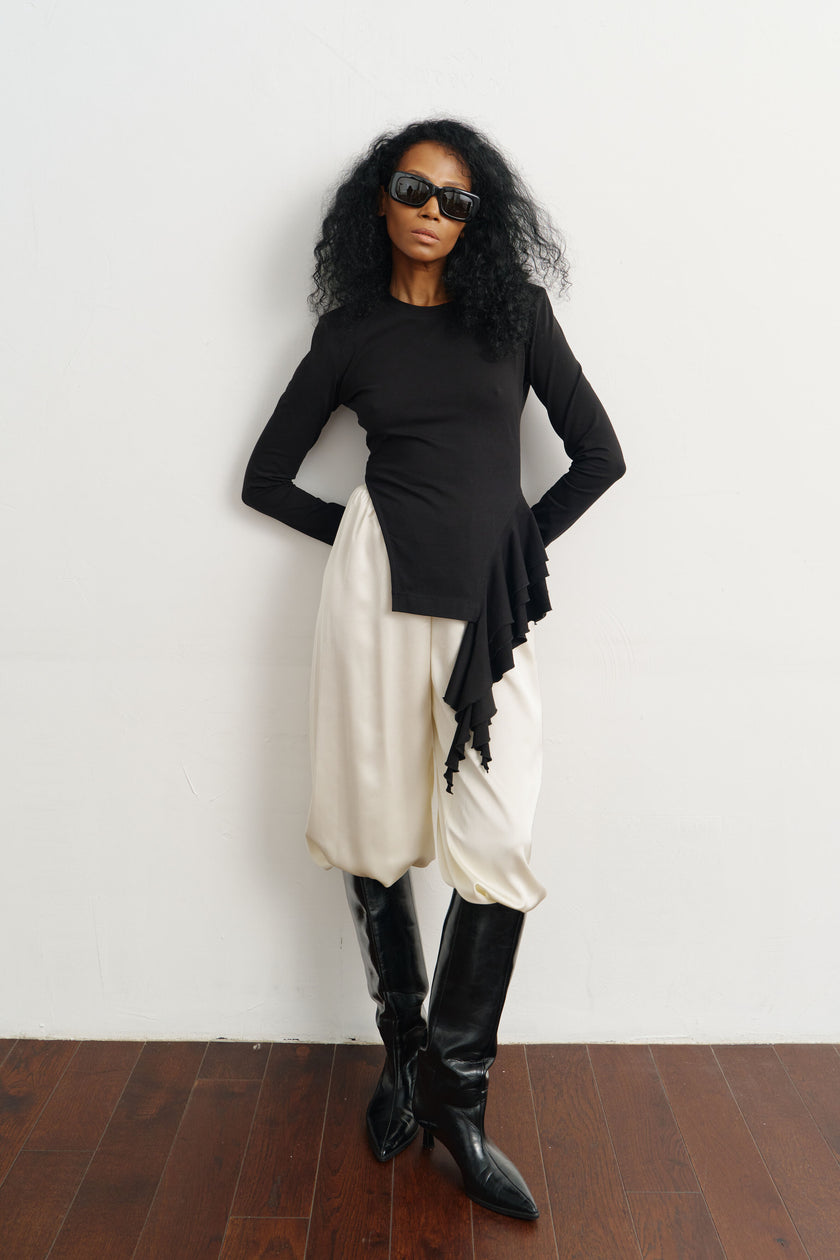 Лонгслів з драпіруванням чорний