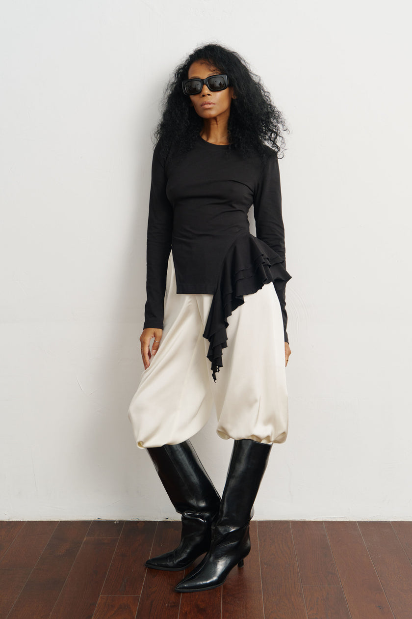 Лонгслів з драпіруванням чорний