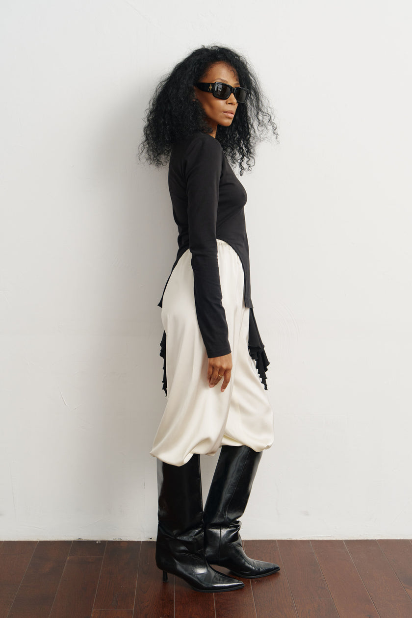 Лонгслів з драпіруванням чорний