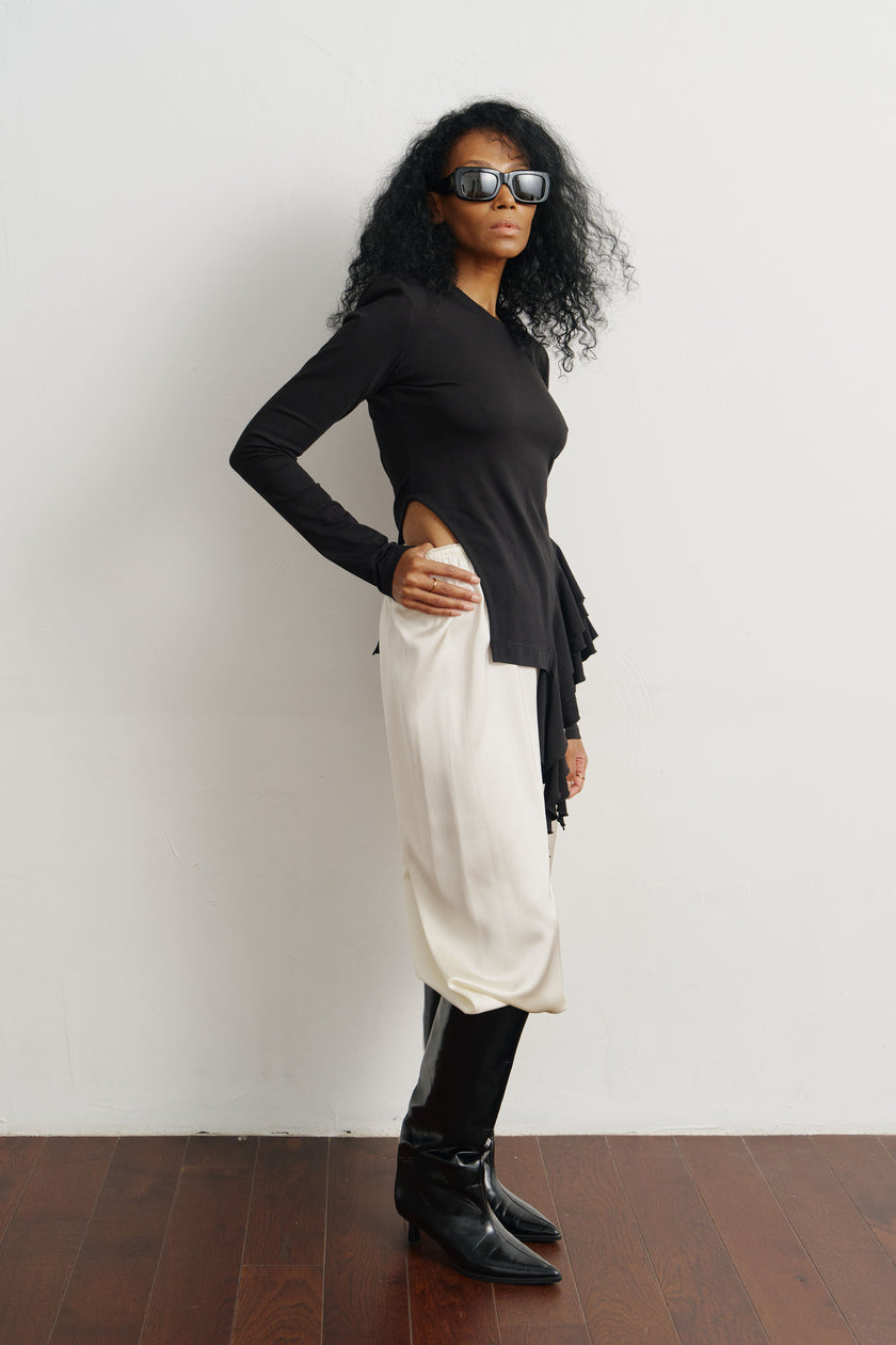 Лонгслів з драпіруванням чорний