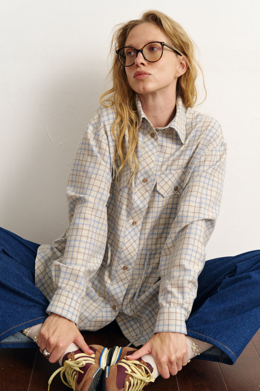 Сорочка з кулісками картата світла