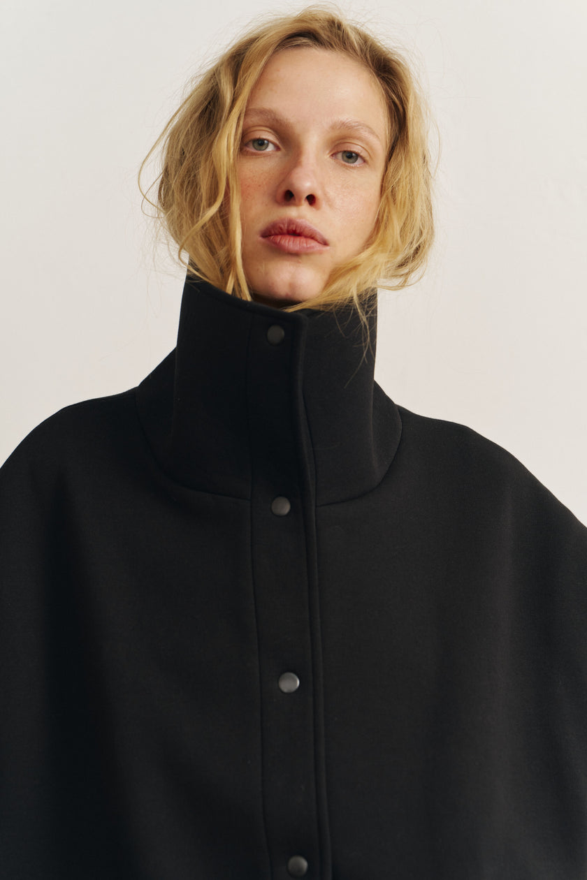 Жилет оверсайз чорний