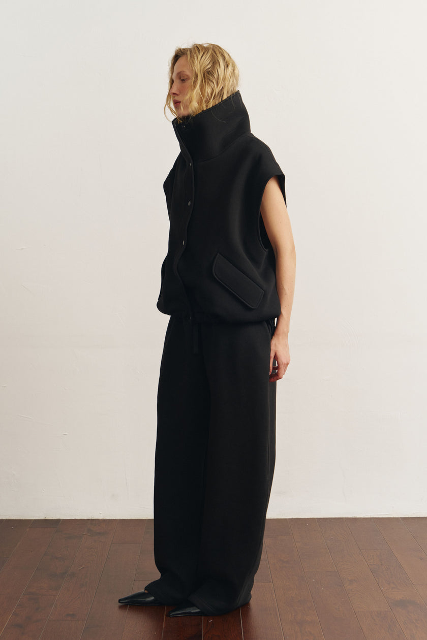 Жилет оверсайз чорний