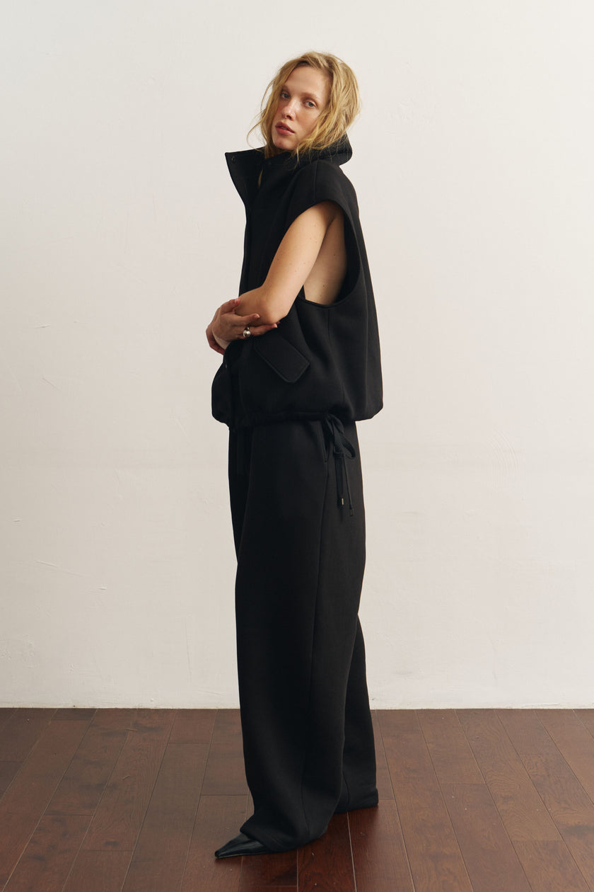 Жилет оверсайз чорний