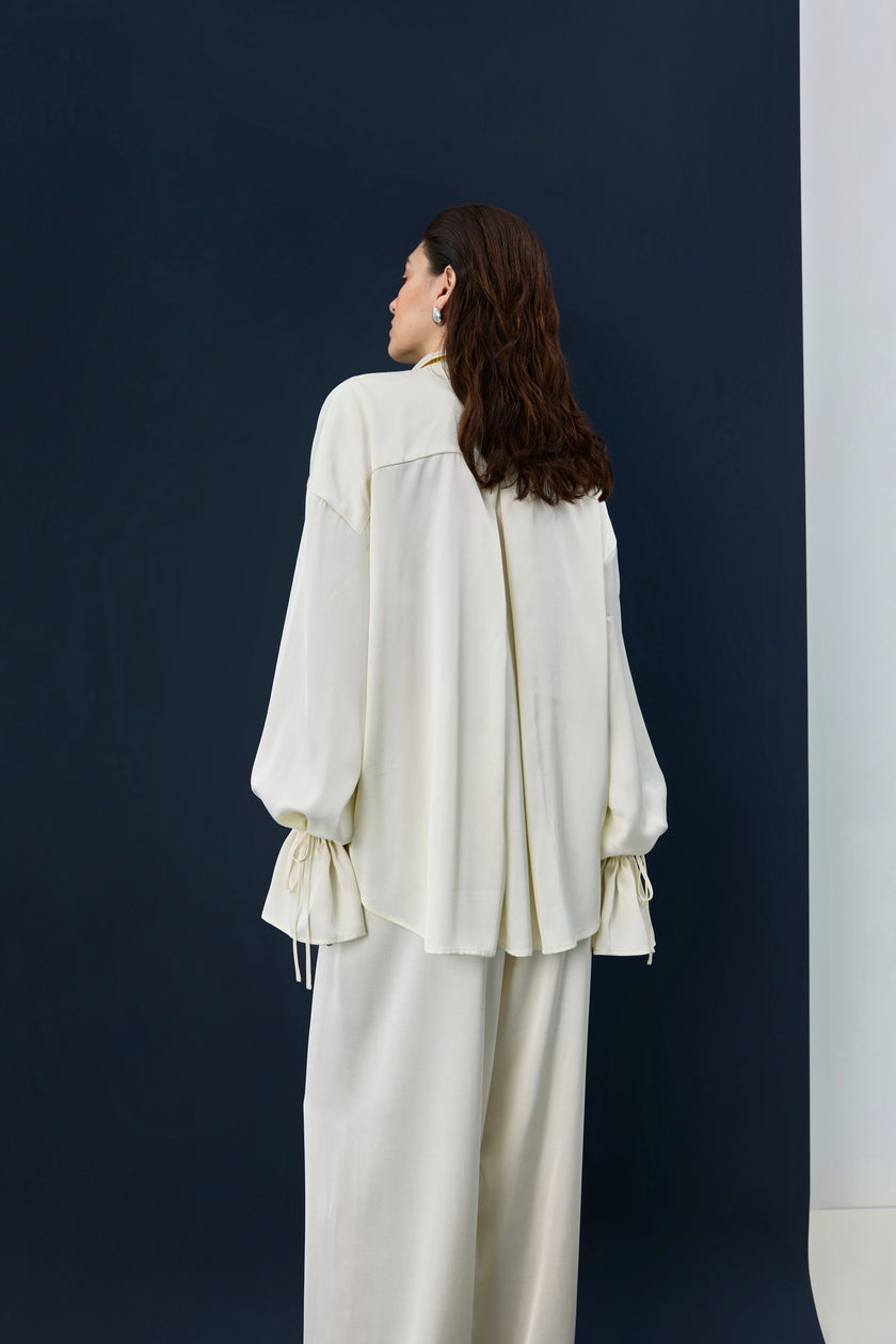 Сорочка сатинова молочна